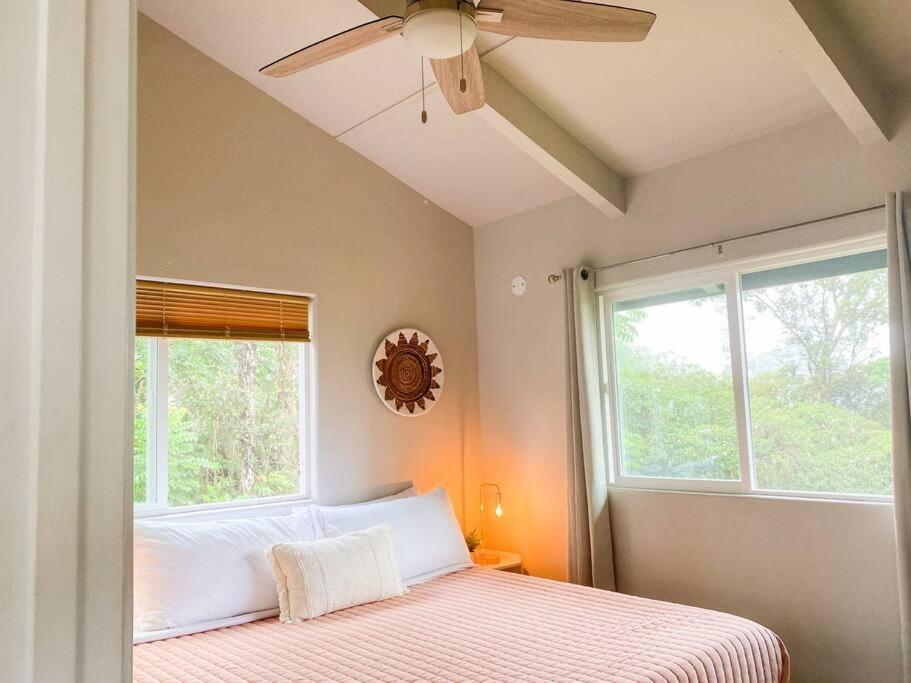Hibiscus Hale, Full Kitchen, King Bed, Parking Keaau Exterior foto